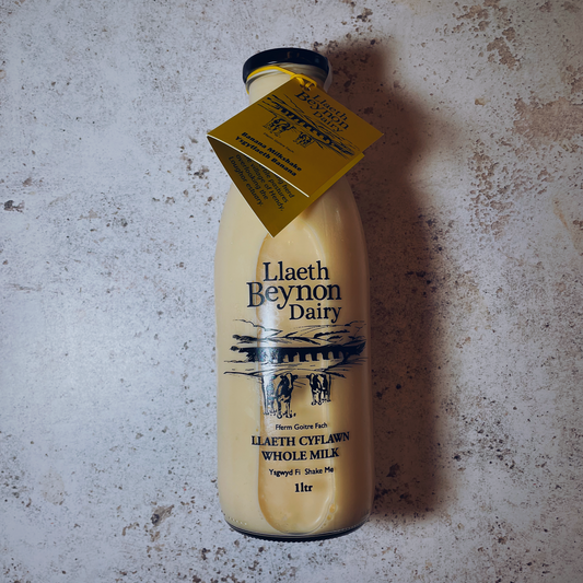 Banana Whole Milk Shake - 1L